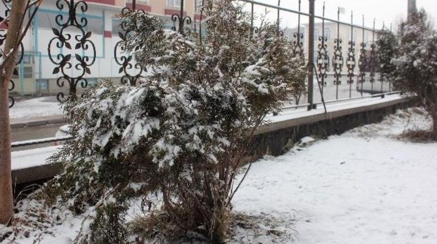 Ağrı&rsquo;da Kar Yağışı