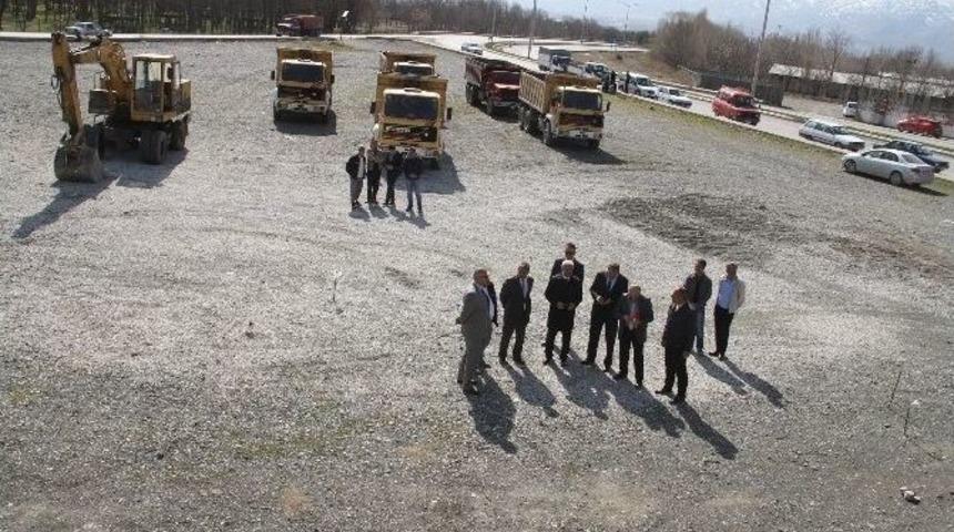 Başsoy: &ldquo;terzibaba Ve Pir-i Sami Hazretleri&rsquo;nin T&uuml;rbelerinin Bulunduğu B&ouml;lgeyi İnan&ccedil; Turizmine A&ccedil;ıyoruz&rdquo;