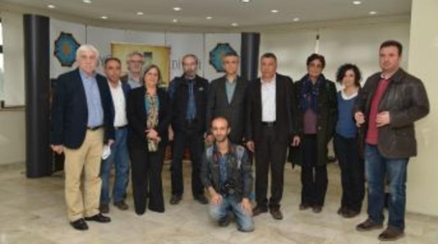 Gazetecilerden Eş Başkanlara Ziyaret