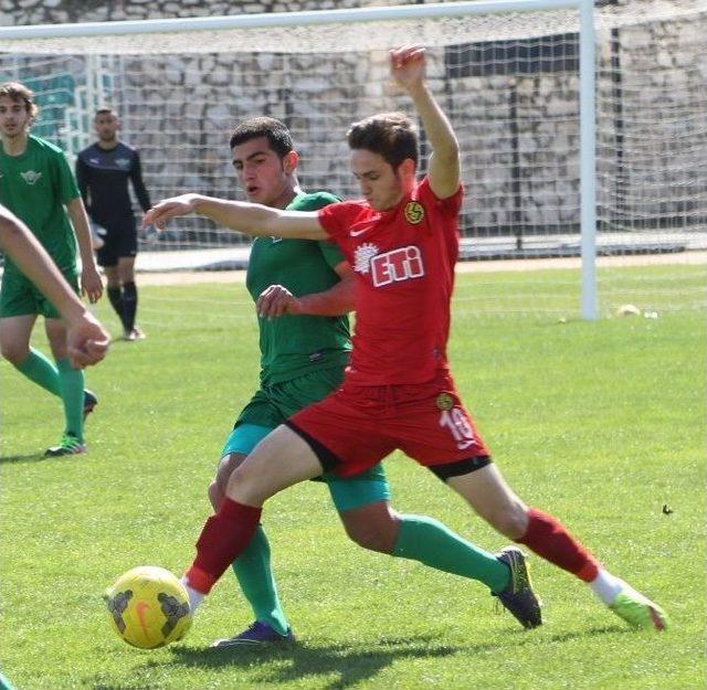 U19 Elit Liginde Akhisar Ve Eskişehir Yenişemedi