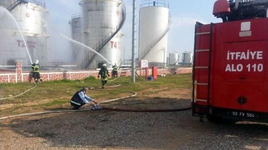 İtfaiye Ekipleri Yangın Tatbikatı Ger&ccedil;ekleştirdi