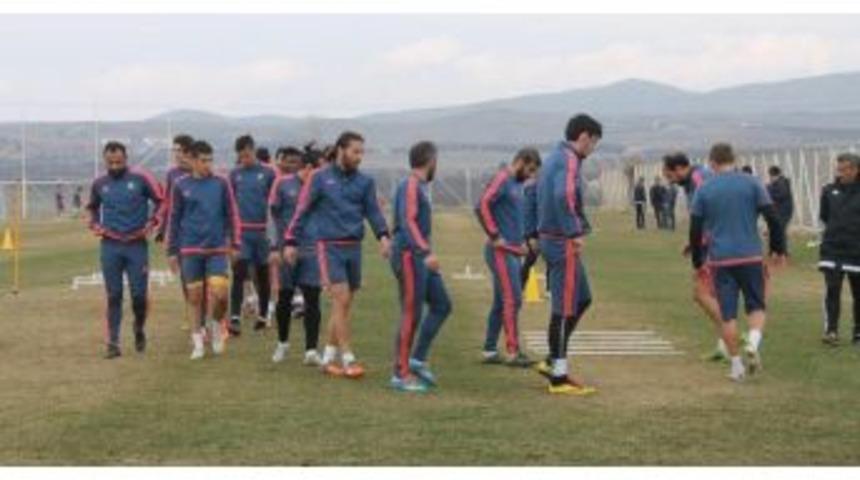 Alima Yeni Malatyaspor, Giresunspor Ma&ccedil;ının Hazırlıklarını S&uuml;rd&uuml;r&uuml;yor