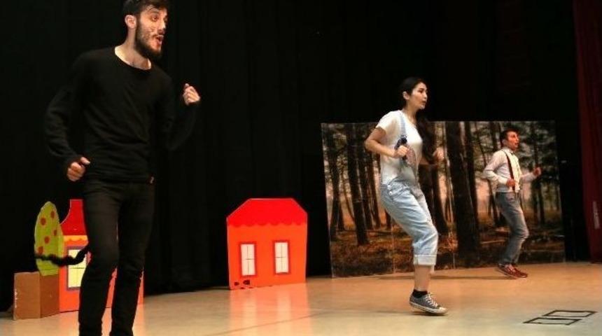 Gebzeli Minikler &lsquo;pantolonla&rsquo; Eğlendi