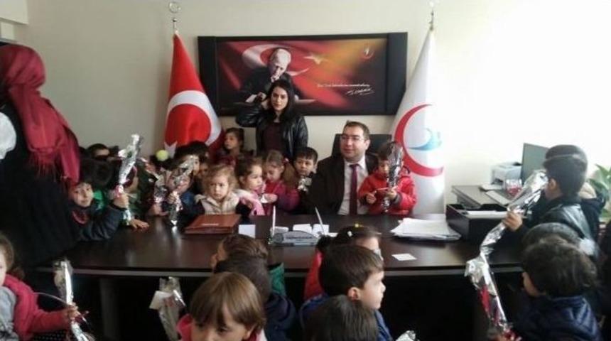 Minik &Ouml;ğrencilerden Başhekim Kılı&ccedil;aslan&rsquo;a Ziyaret