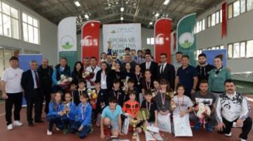 Okullar Arası Tenis Ş&ouml;leni Sona Erdi
