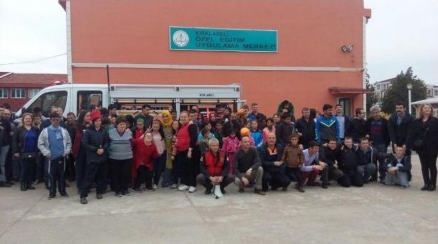Afad Ekipleri &Ouml;zel Eğitim Uygulama Merkezi&rsquo;nde Tanıtım D&uuml;zenledi