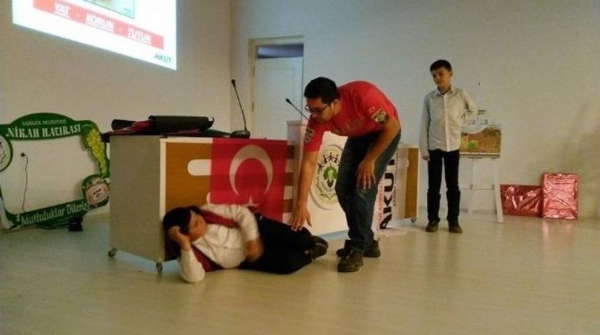 Sarıgöl’de Öğrencilere Deprem Semineri