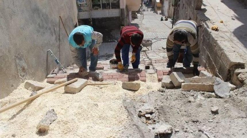 Eyy&uuml;biye&rsquo;nin Yol Ağı Genişliyor