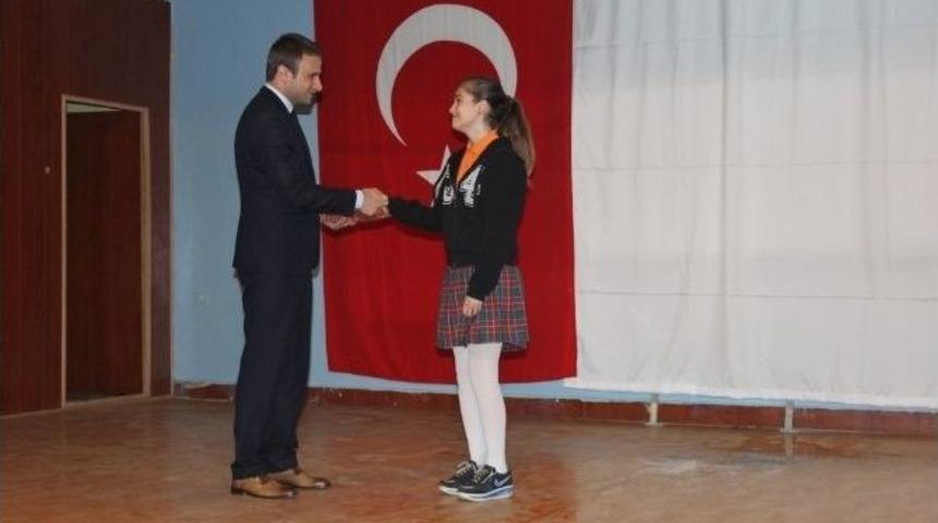 G&ouml;k&ccedil;ebey&rsquo;de İstiklal Marşı Okuma Yarışması