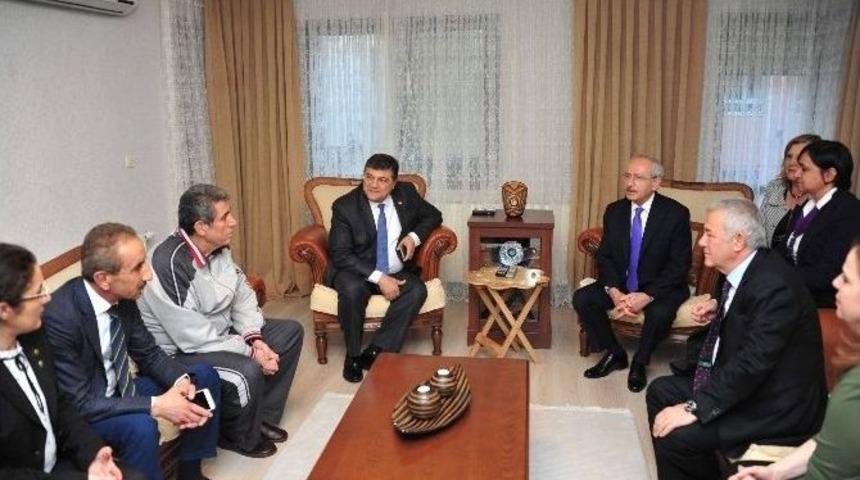 Kılı&ccedil;daroğlu&rsquo;ndan Chp&rsquo;li Başkana Ge&ccedil;miş Olsun Ziyareti