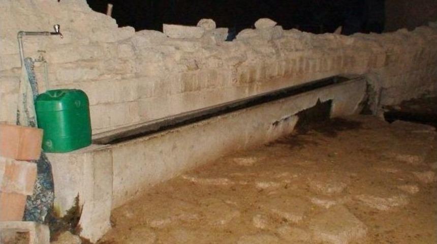 Yalağa D&uuml;şen &Ccedil;ocuk Hayatını Kaybetti