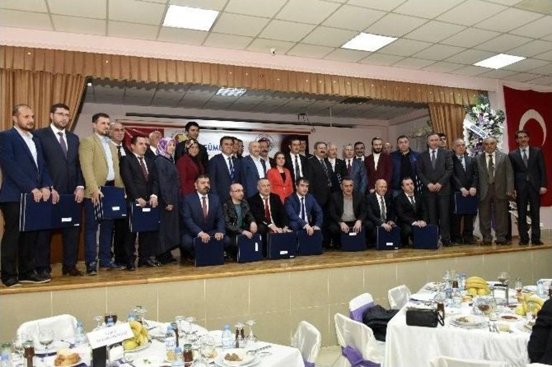 G&uuml;m&uuml;şhane&rsquo;de Ekonominin Yıldızları Plaketlerini Aldı