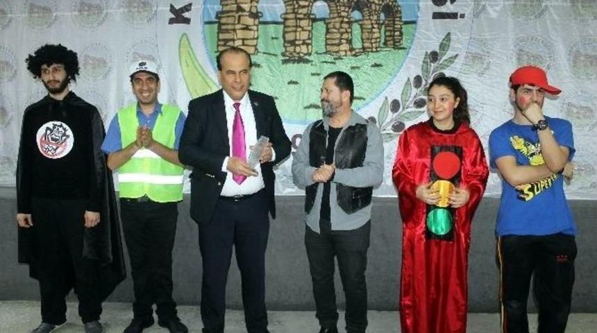 Karpuzlu&rsquo;da &Ccedil;ocuklara Y&ouml;nelik Tiyatro Oyunu Sergilendi