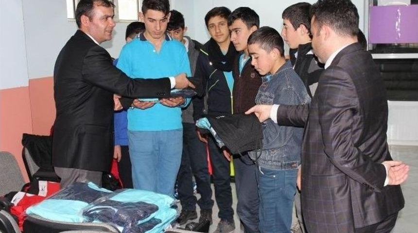 &Ouml;ğrenciler Sporla Keyifli Vakit Ge&ccedil;iriyor