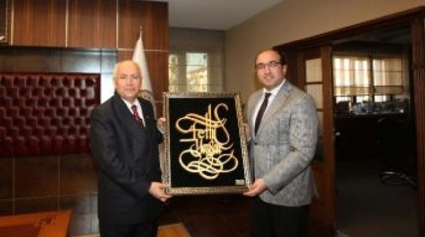 Başkan Yaşar, Hemşehrisi &Ccedil;&ouml;l&rsquo;&uuml; Ağırladı