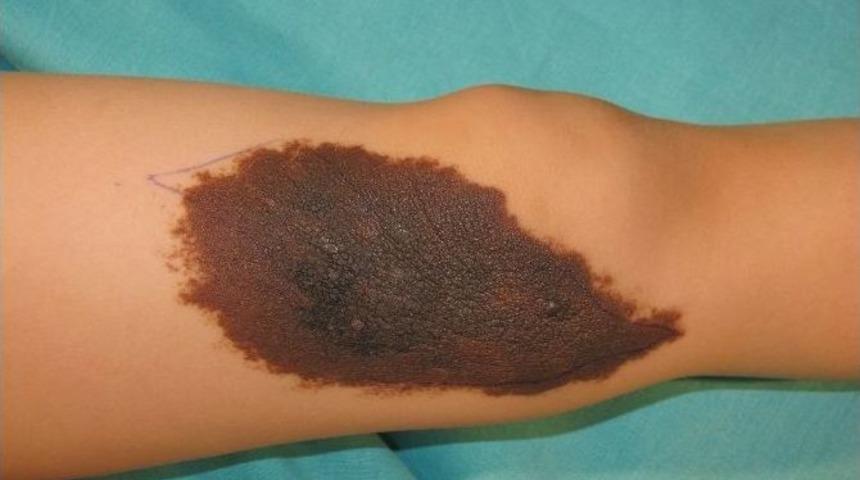 Prof. Dr. &Ouml;zg&uuml;r: "b&uuml;t&uuml;n Benlerin Alınması Gerekmiyor"