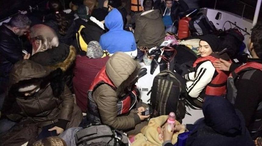 Antalya&rsquo;da 34 Ka&ccedil;ak G&ouml;&ccedil;men Yakalandı