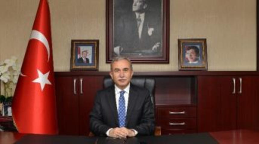 Vali B&uuml;y&uuml;k: &ldquo;istiklal Marşımız, Milletimizin Yazdığı Kahramanlık Destanıdır&rdquo;