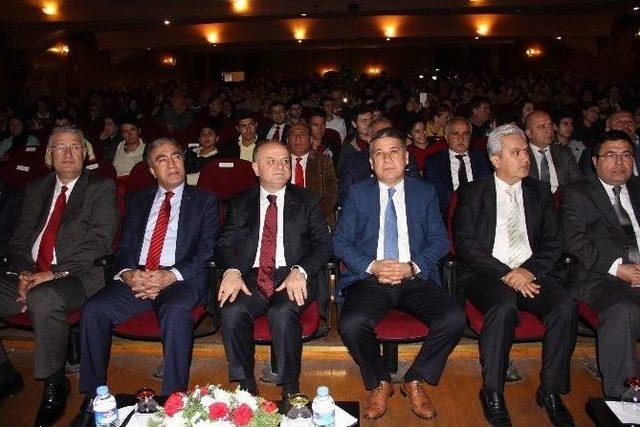 Mersin&rsquo;de İstiklal Marşı&rsquo;nın Kabul&uuml; Kutlandı 1