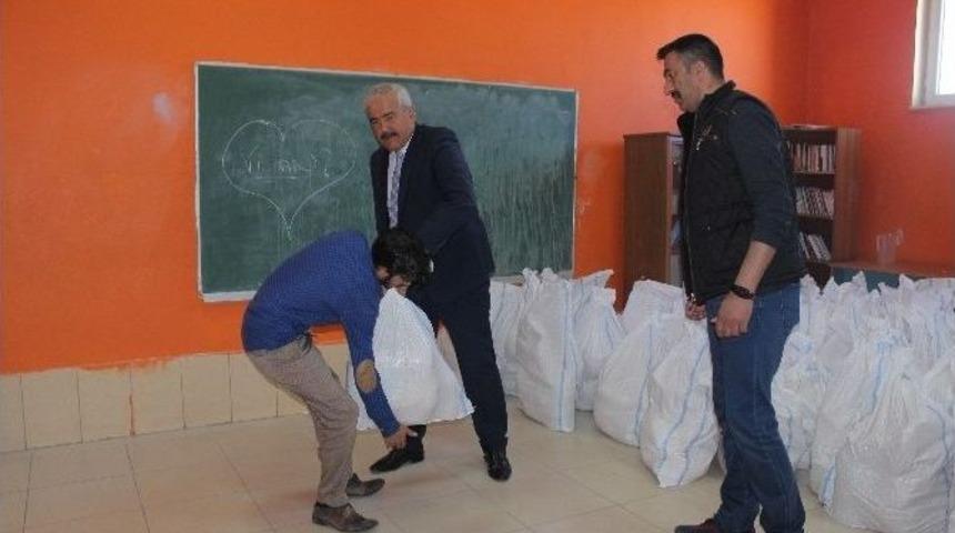 Elazığ&rsquo;daki Suriyelilere Gıda Yardımı