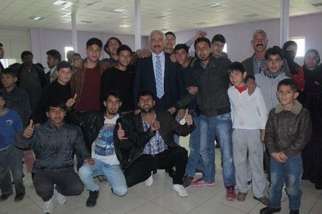 Elazığ&rsquo;daki Suriyelilere Gıda Yardımı 1