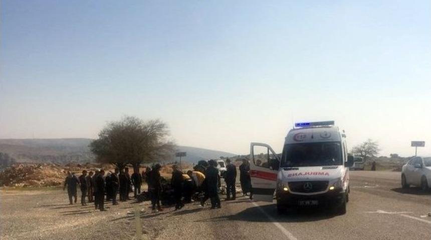 Gaziantep&rsquo;te Ara&ccedil; Takla Attı: 3 &Ouml;l&uuml;, 1 Yaralı