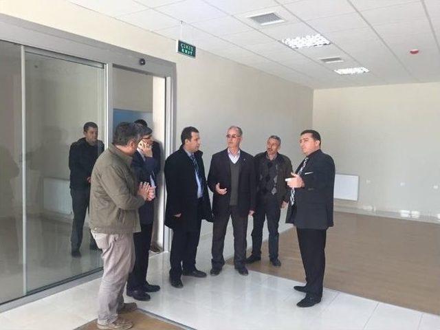 Başkan Bakıcı Mahalle Konakları&rsquo;nın Son Durumlarını İnceledi 1