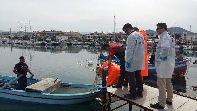 Balık Tutmak İ&ccedil;in Evden Ayrılan Doktor Denizde &Ouml;l&uuml; Bulundu 1