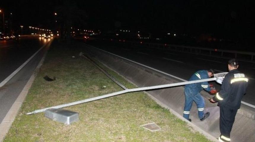 Manavgat&rsquo;ta Trafik Kazası Ucuz Atlatıldı