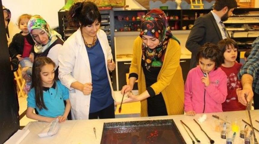 &ldquo;aileler At&ouml;lyede&rdquo; Etkinliği S&uuml;r&uuml;yor