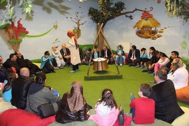 &ldquo;aileler At&ouml;lyede&rdquo; Etkinliği S&uuml;r&uuml;yor 2