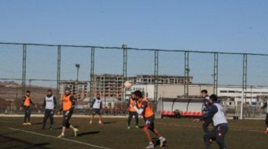 Amed Sfk Beraberliğe Sevindi