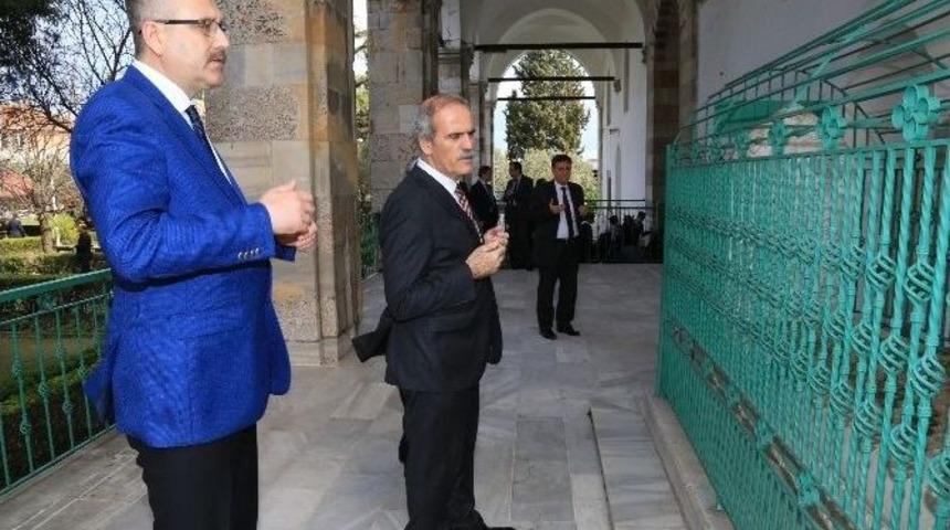 Büyükşehir’den Karacabey’e Vefa