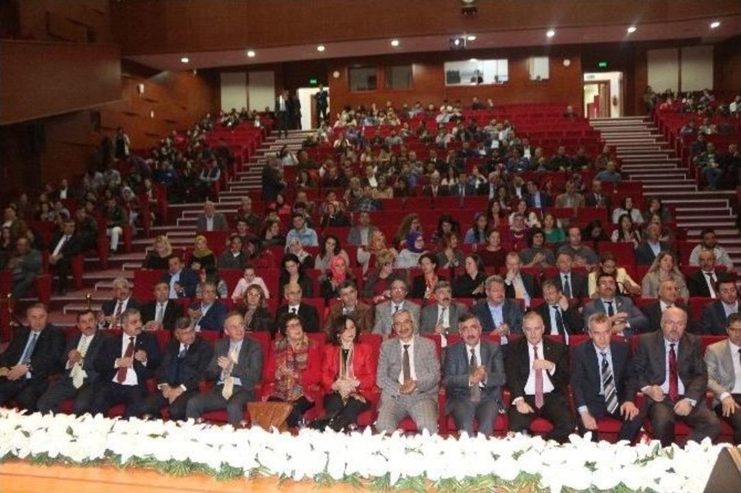 &rsquo;kır Kabuğunu Bir Fikirde Sen Bul 3&rsquo; Yarışmasının &Ouml;d&uuml;lleri Dağıtıldı