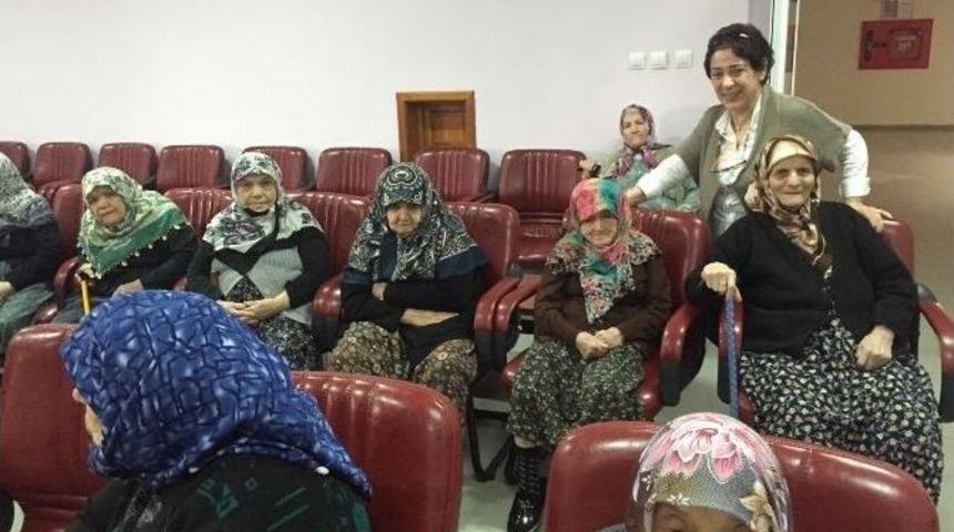 Rumelili Kadınlardan Huzur Evi Sakinlerine Ziyaret