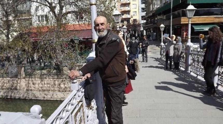 Film Y&ouml;n&uuml;nden De Kaygısız