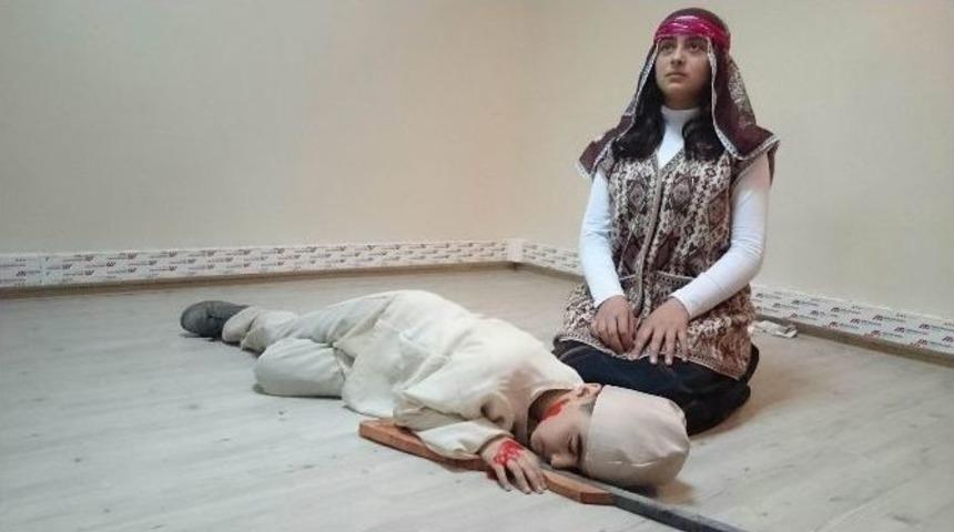 İstiklal Marşı&rsquo;nın Kabul&uuml;n&uuml;n 95&rsquo;inci Yıl D&ouml;n&uuml;m&uuml;