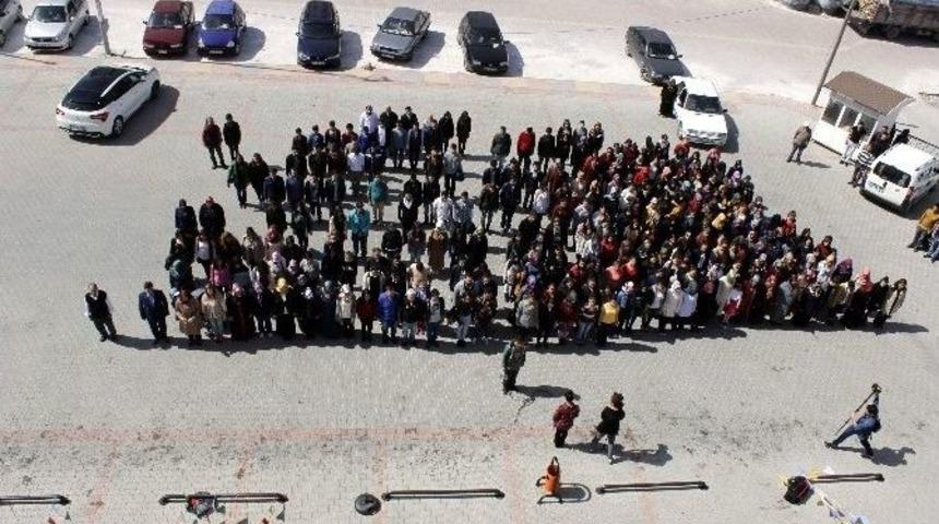 Konya&rsquo;da &Uuml;niversiteli Kız &Ouml;ğrencilerden Duyarlı Davranış