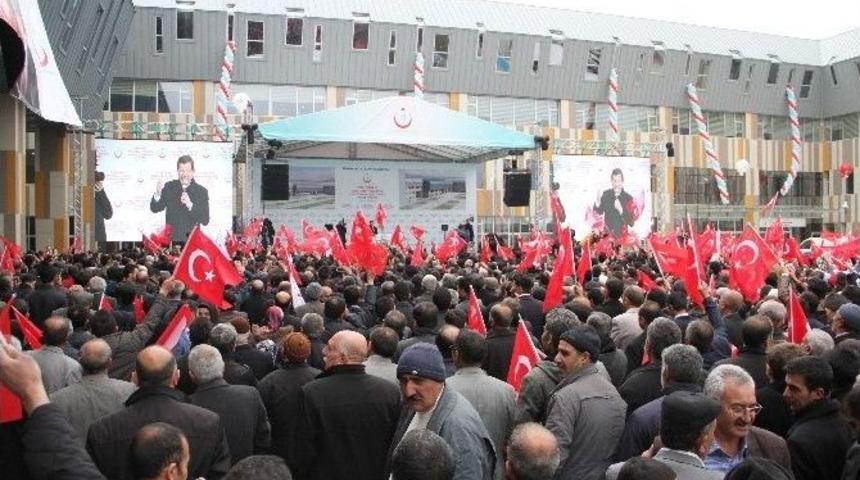 Başbakan Davutoğlu, Van&rsquo;da Akıllı Hastane A&ccedil;ılışına Katıldı