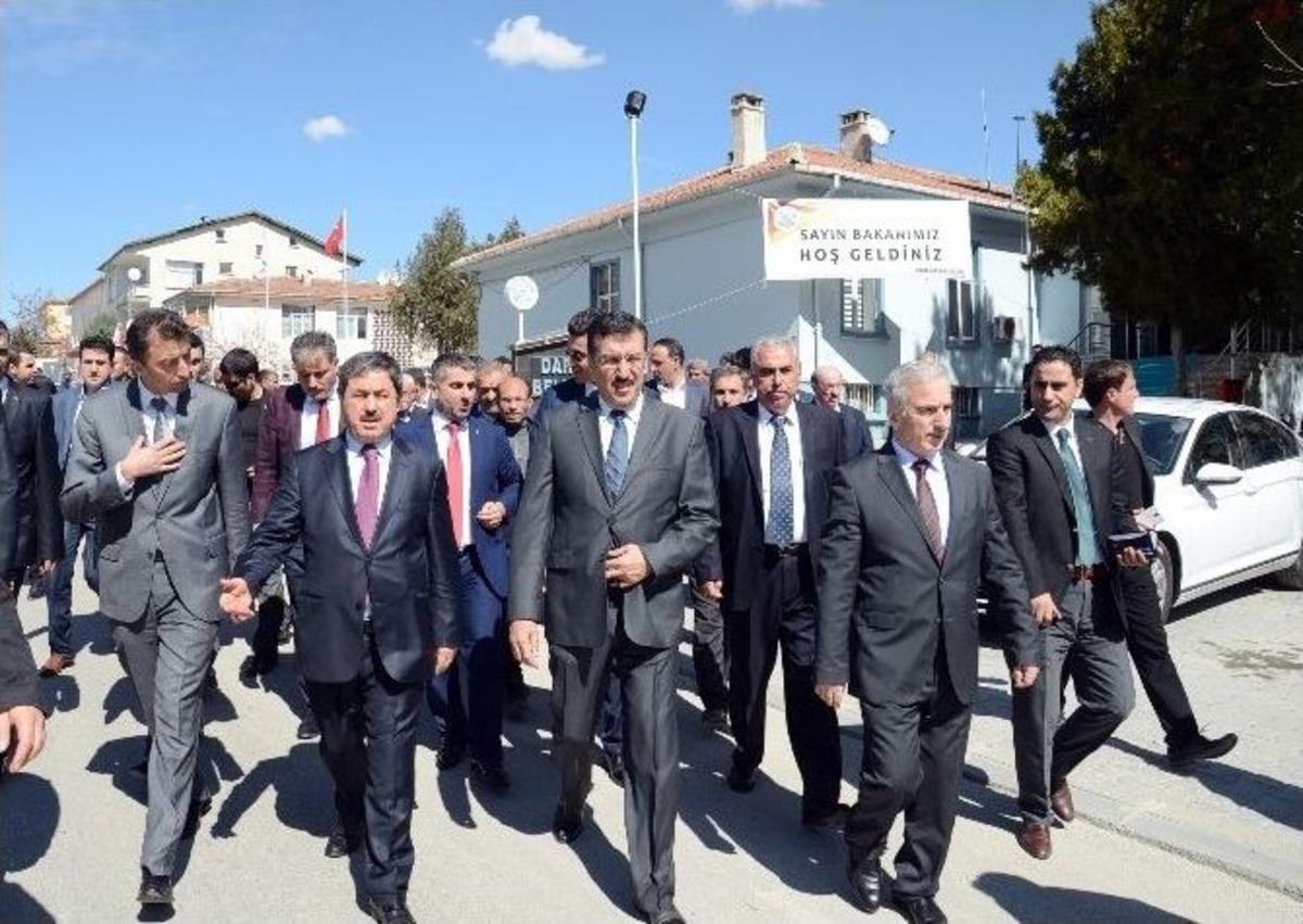 Bakan T&uuml;fenkci: "g&uuml;venlik G&uuml;&ccedil;lerimiz Ter&ouml;rle Hassas Bir Şekilde M&uuml;cadele Ediyor"