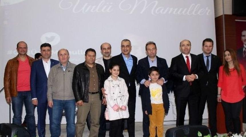 Bekir Develi Gümüşhane’de Gençlerle Buluştu