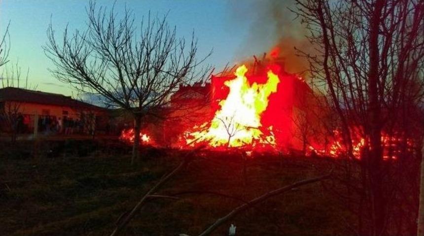 İskilip&rsquo;te Yangın