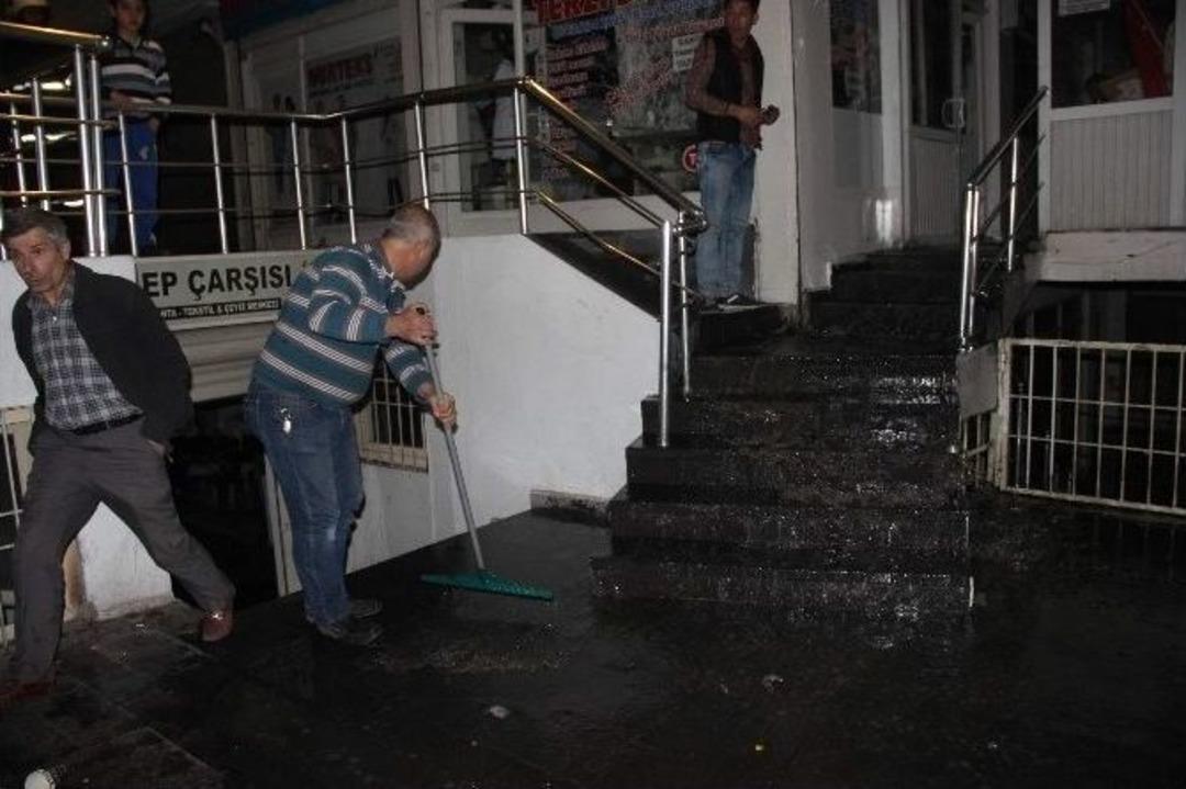 Gaziantep&rsquo;te Halep &Ccedil;arşısında Yangın
