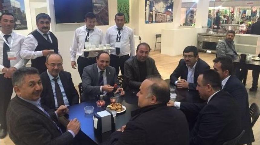 Kayseri Şeker, 11.kayseri Tarım Fuarına 4 G&uuml;nde 4 Bin Pancar &Ccedil;ift&ccedil;isini Taşıdı