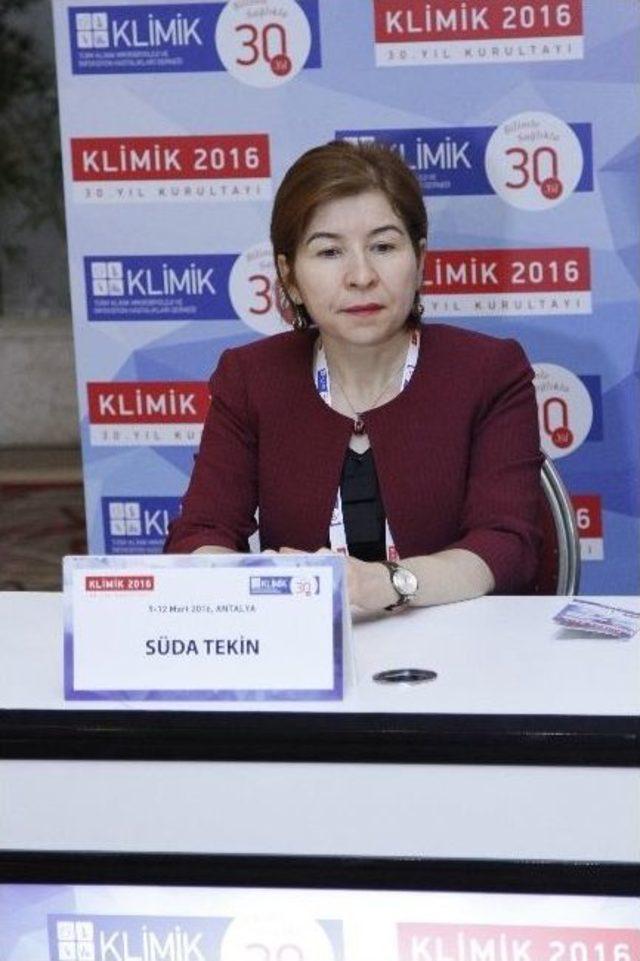 Prof. Dr. Önder Ergönül: “şuan İçin Zika Virüsü Türkiye İçin Ciddi Bir Tehdit Oluşturmuyor