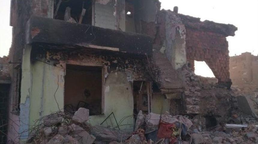 Sur&rsquo;da Ter&ouml;ristlerin Tespit Edilmesi &Uuml;zerine Yeniden Operasyon Başladı