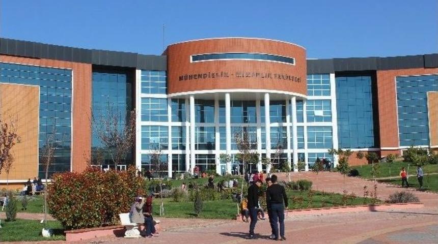 54 G&uuml;nde 4 Kez Roketlerin D&uuml;şt&uuml;ğ&uuml; Kilis&rsquo;te &Ouml;ğrenciler Ygs&rsquo;ye Girdi