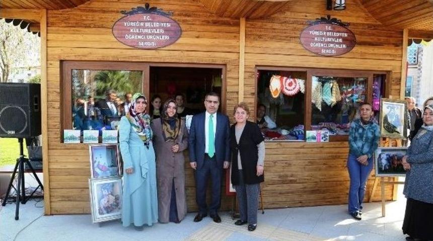 Kadın Ve Engellilere El Sanatları Satış B&uuml;fesi