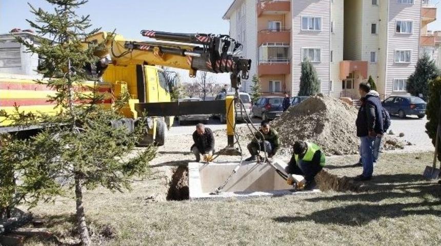 Vadişehir&rsquo;de &Ccedil;&ouml;p Konteynerleri Yer Altına Alındı