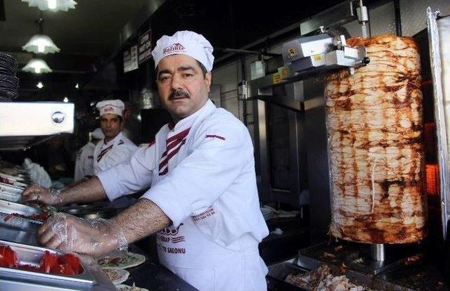 Döner Kesme Makinesi Döner Ustalarını Korkuttu